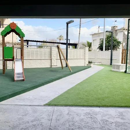 Flat Infinium 15th Floor *